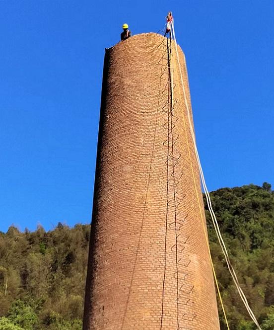 煙囪拆除公司的專業服務:如何助力綠色拆除